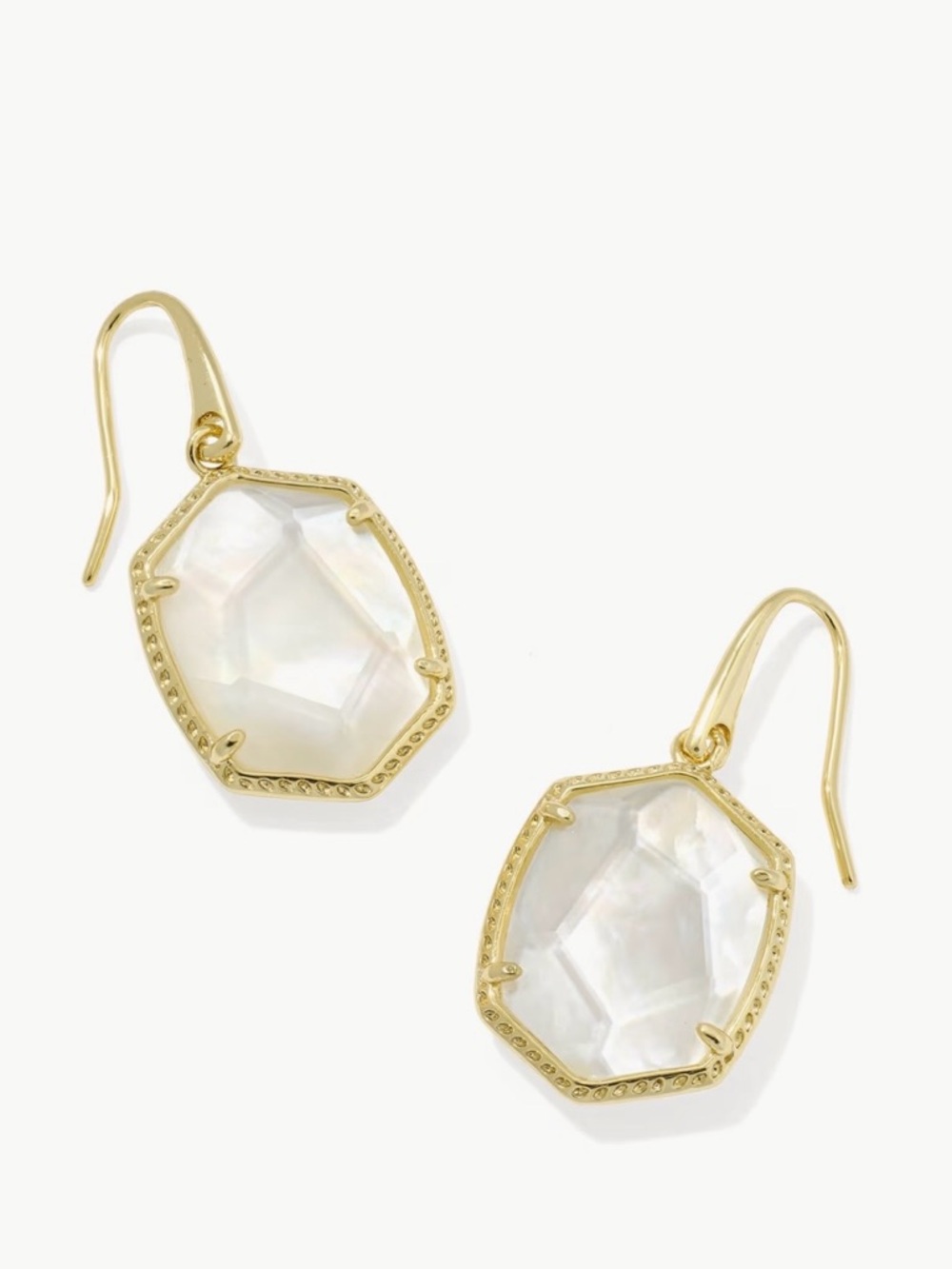 NWT Kendra Scott Daphne Drop Earrings